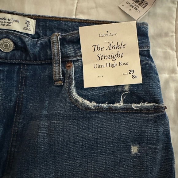 Abercrombie jeans - Picture 2 of 3